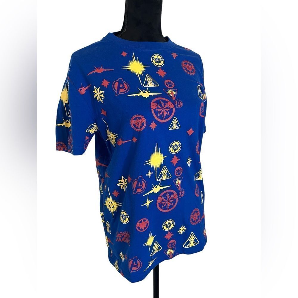 MARVEL CAPTAIN MARVEL BLUE AVENGER MENS TEE IN BLUE SIZE MEDIUM *Marvel Fans! - Picture 2 of 9